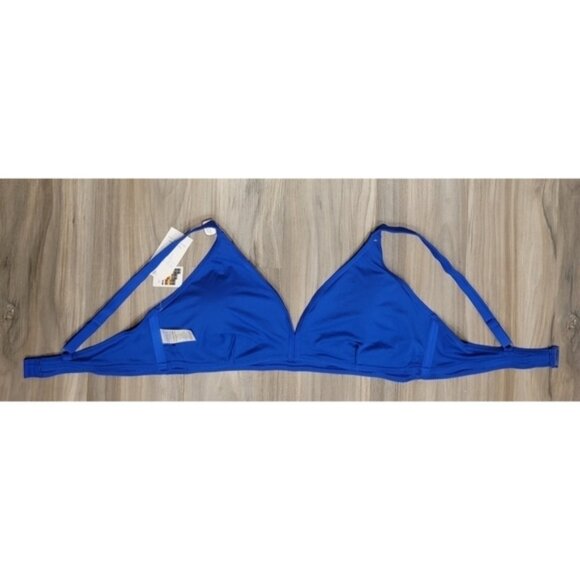 NWT Bikini Top - Picture 3 of 4